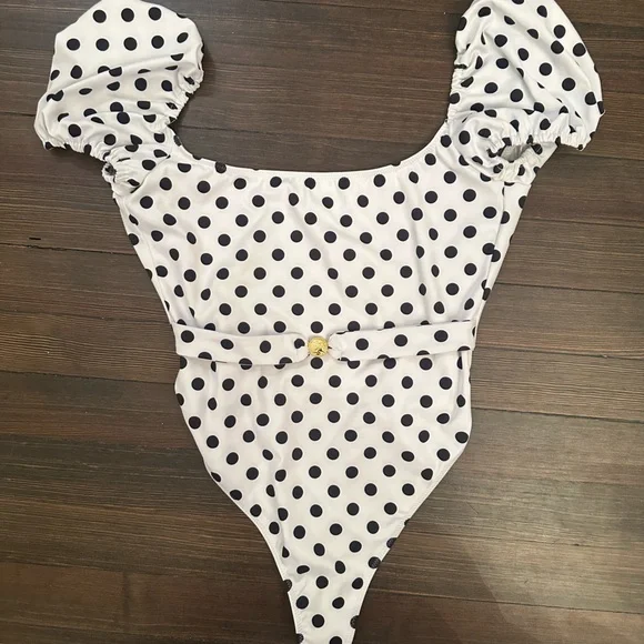 REVOLVExCAROLINE CONSTAS DELOS ONE PIECE WHITE DOT CURRENTLY OUT OF STOCK, SMALL - Picture 4 of 8